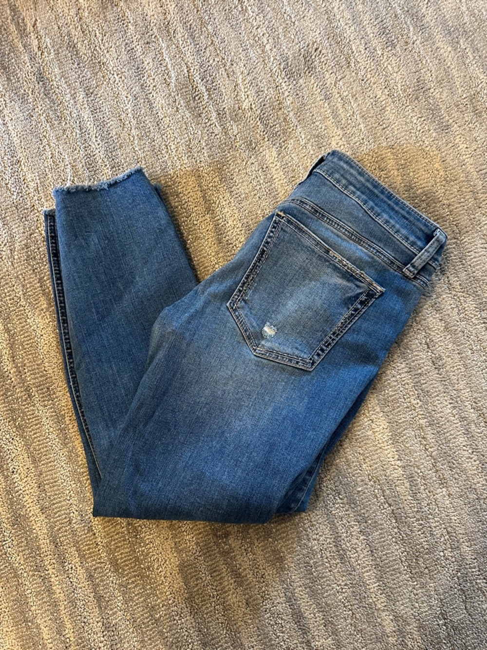 Silver Jeans Avery Slim Crop Jeans